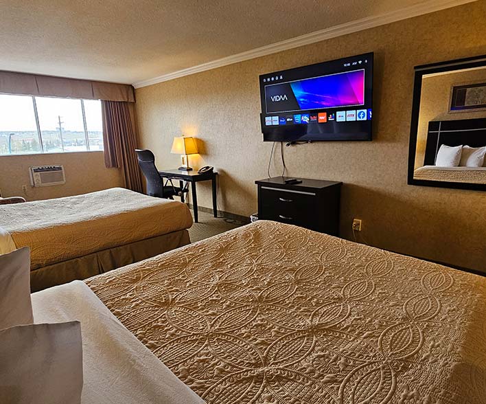 Double Queen Deluxe Room