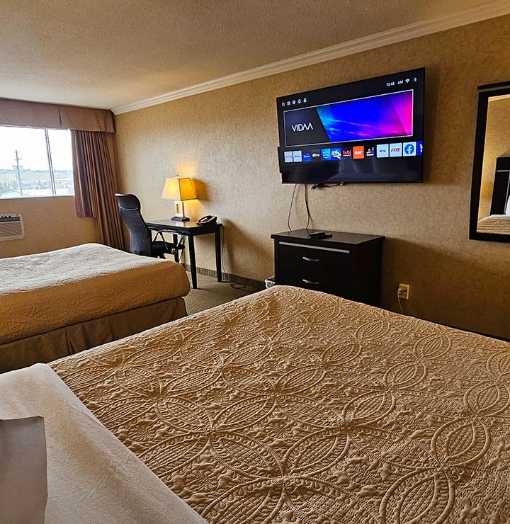 Double Queen Deluxe Room